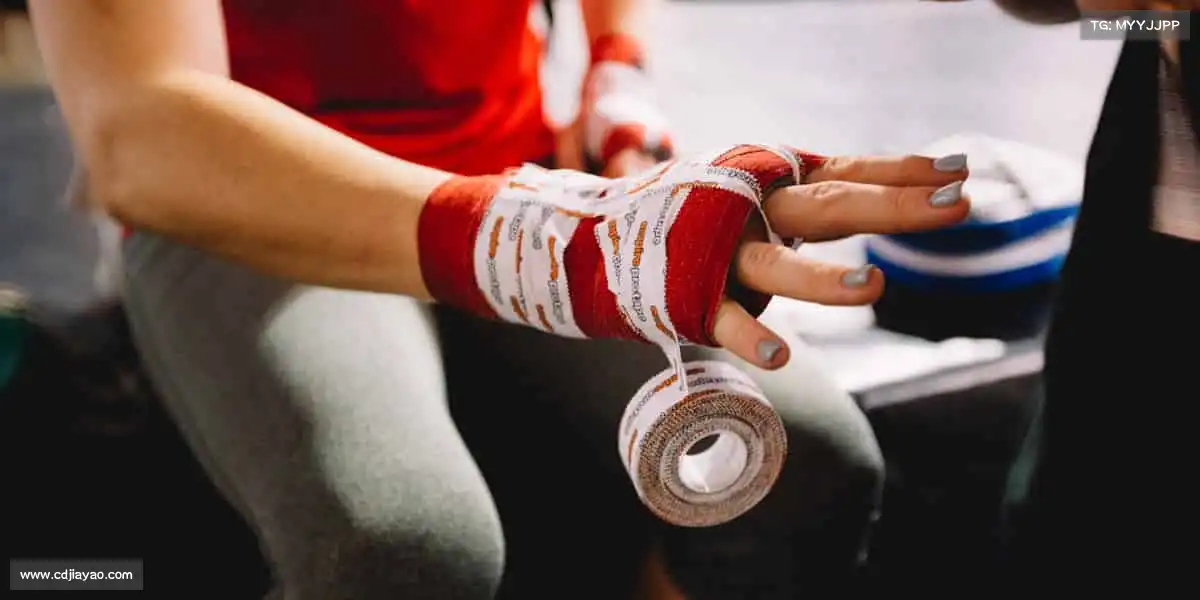 米兰无论是晨跑还是夜骑,风都是最好的伙伴!🌪️